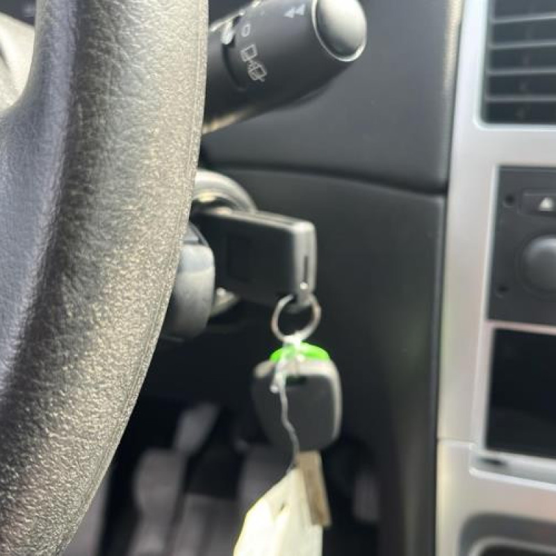 Pretensionneur de ceinture avant droit PEUGEOT 307 Photo n°5