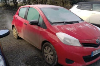 Vitre arriere droit TOYOTA YARIS 3