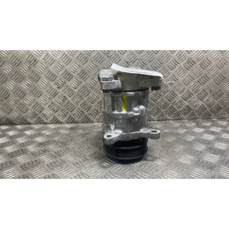 Compresseur clim BMW SERIE 1 F20 Photo n°1