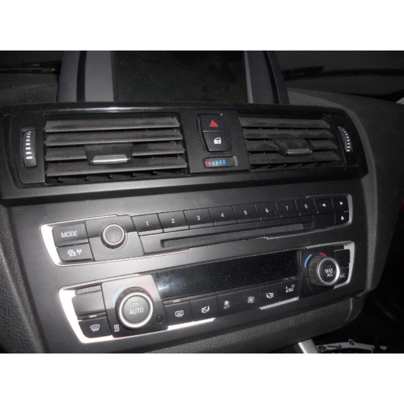 Compresseur clim BMW SERIE 1 F20 Photo n°14