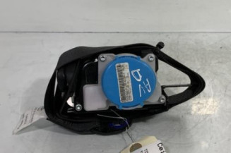 Pretensionneur de ceinture avant droit TOYOTA YARIS 3
