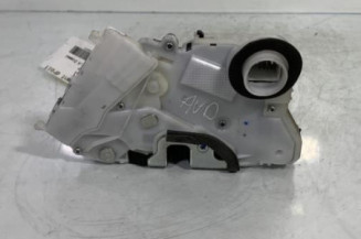 Serrure avant droit TOYOTA YARIS 3 Photo n°1