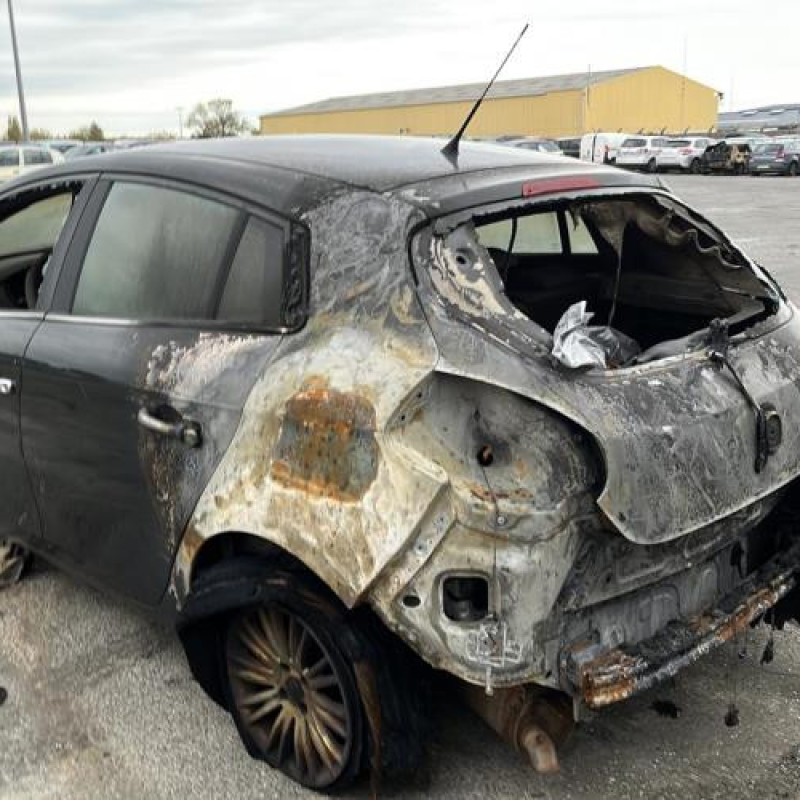 Serrure avant droit FIAT BRAVO 2 Photo n°8