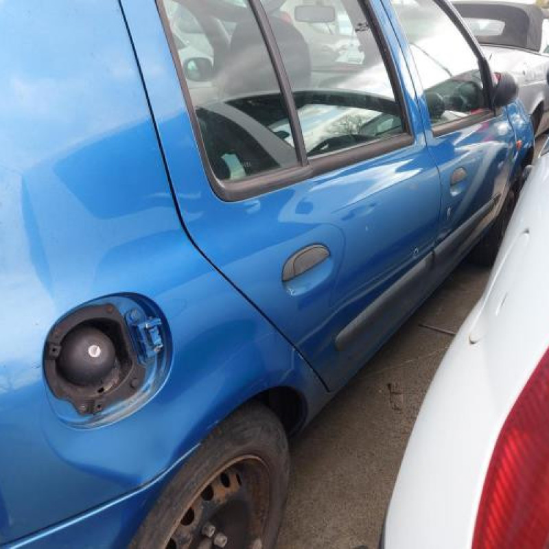 Pretensionneur de ceinture arriere gauche RENAULT CLIO 2 Photo n°13