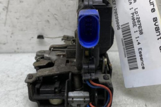 Serrure avant droit SKODA FABIA 1