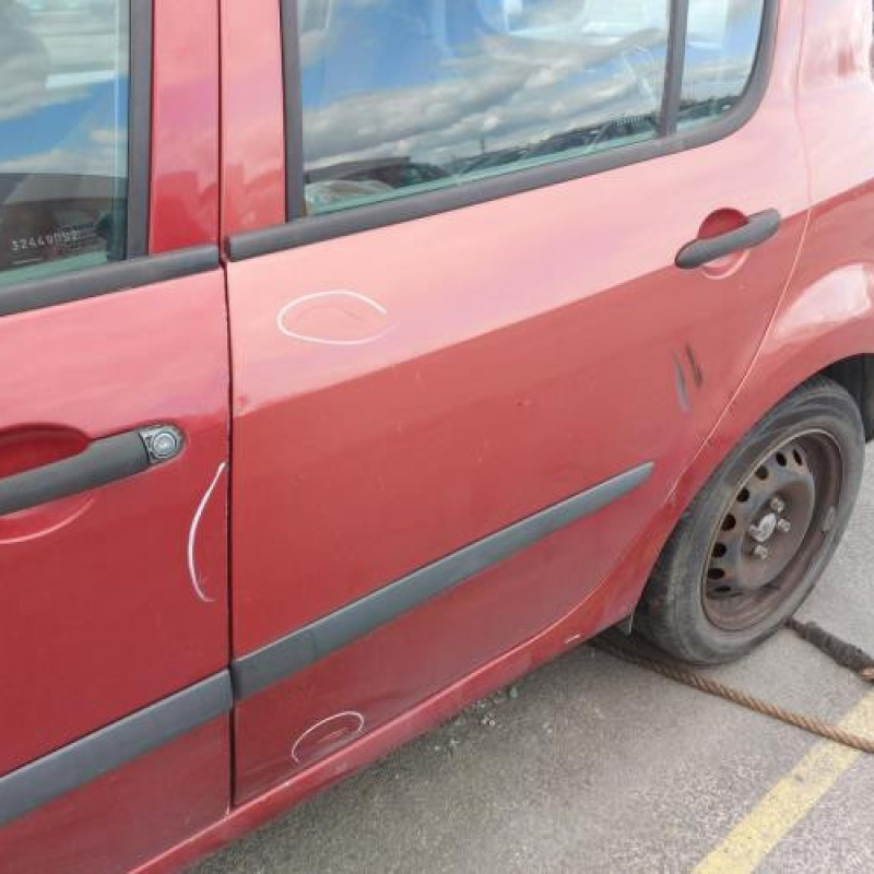 Pretensionneur de ceinture avant droit RENAULT MODUS Photo n°8