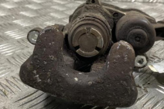 Etrier arriere droit (freinage) RENAULT SCENIC 3