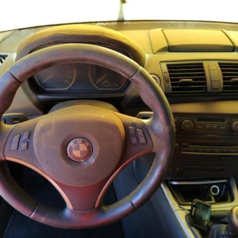 Porte avant droit BMW SERIE 1 E81 Photo n°13