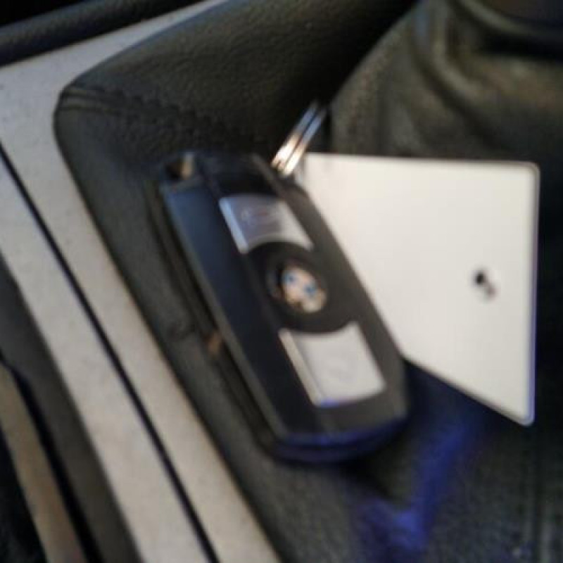 Porte avant droit BMW SERIE 1 E81 Photo n°17