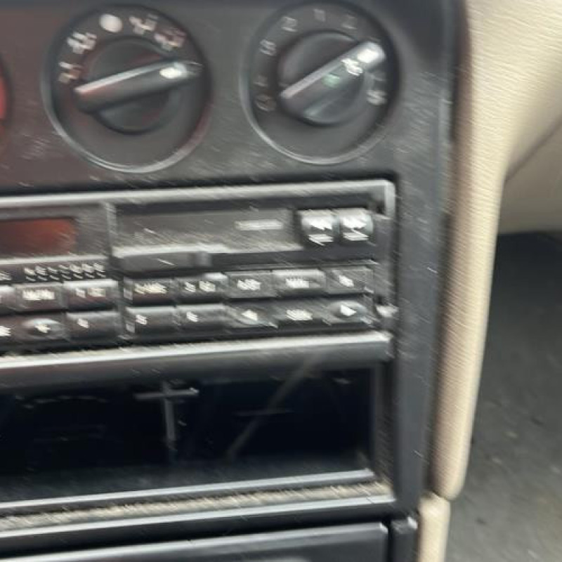Retroviseur gauche FORD MONDEO 1 Photo n°15