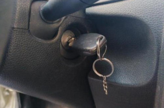 Serrure avant gauche DACIA LOGAN 1