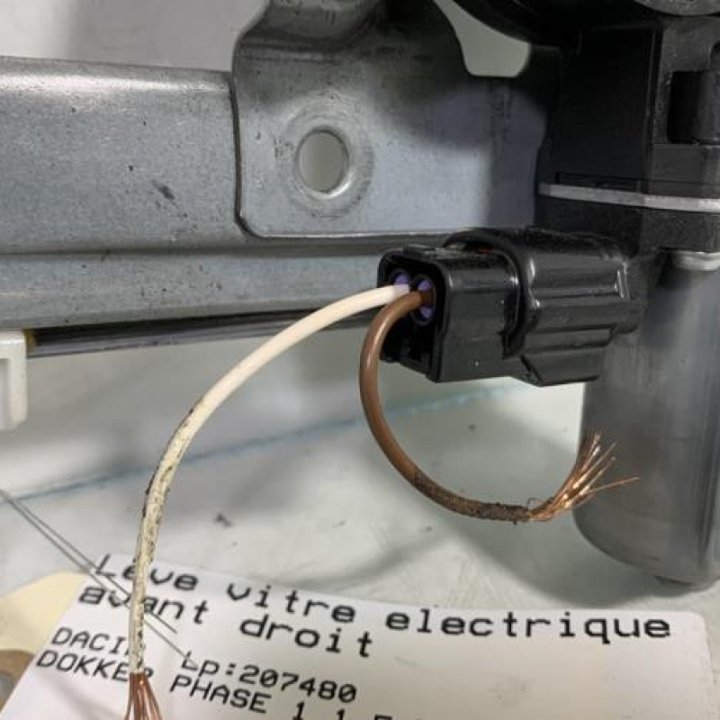 Leve vitre electrique avant droit DACIA DOKKER Photo n°3