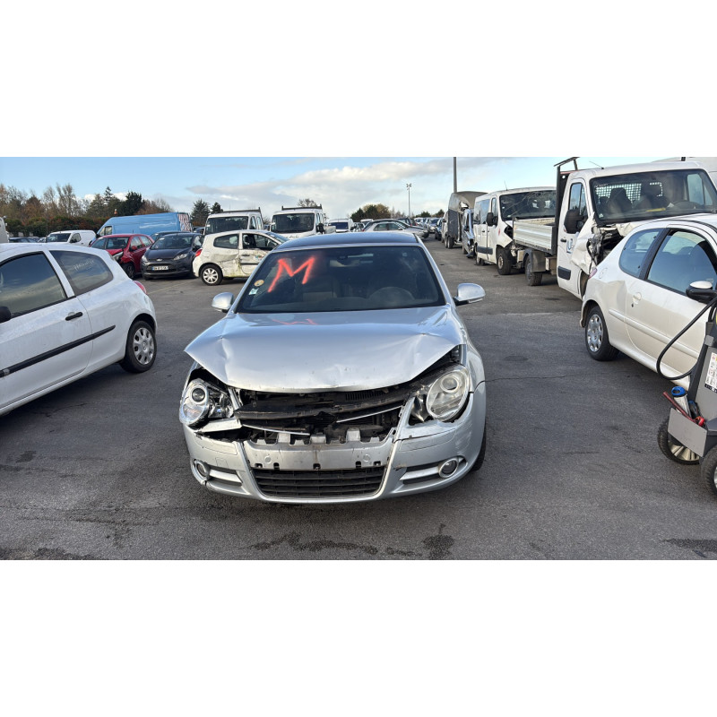 Vitre avant gauche VOLKSWAGEN EOS Photo n°10
