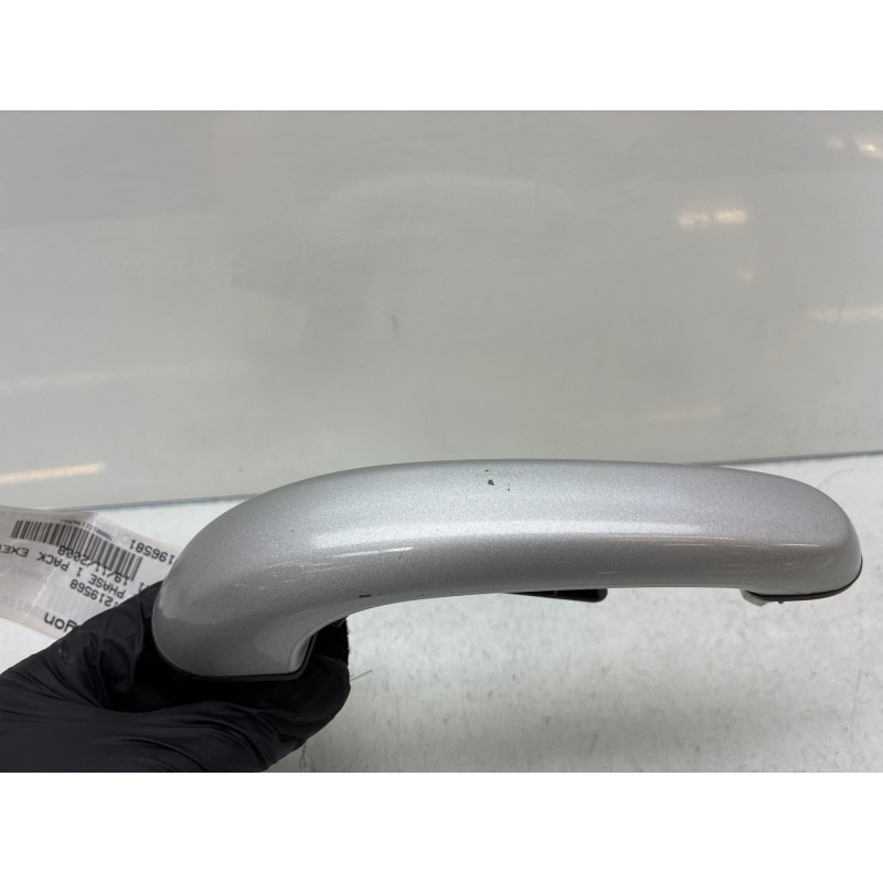 Poignee hayon HYUNDAI SANTA FE 2 Photo n°1