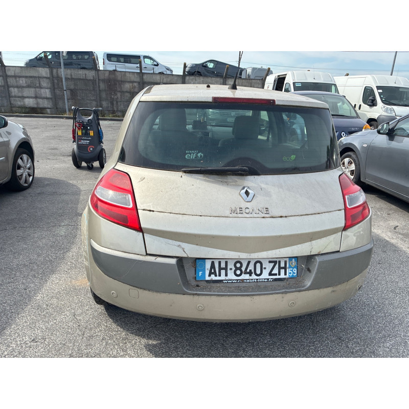 Pompe à carburant RENAULT MEGANE 2 Photo n°8