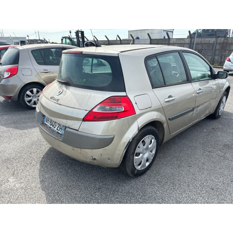 Pompe à carburant RENAULT MEGANE 2 Photo n°10