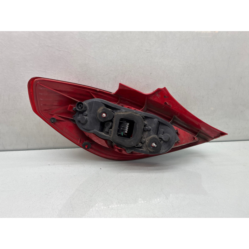 Feu arriere principal droit (feux) OPEL CORSA D Photo n°1