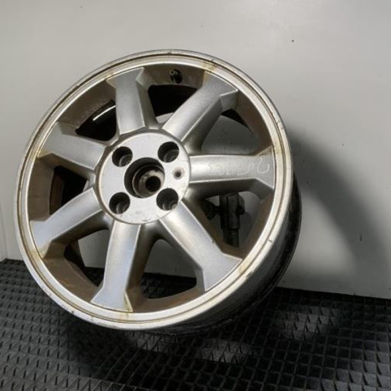 Jante RENAULT MEGANE 1 Photo n°3