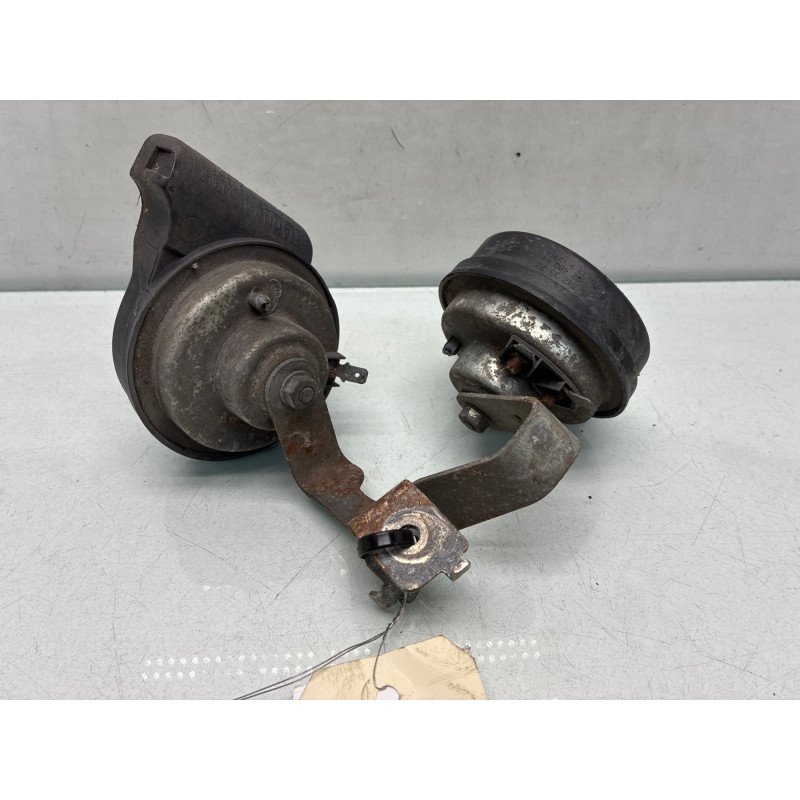 Avertisseur/Klaxon MERCEDES CLASSE C 204 Photo n°5