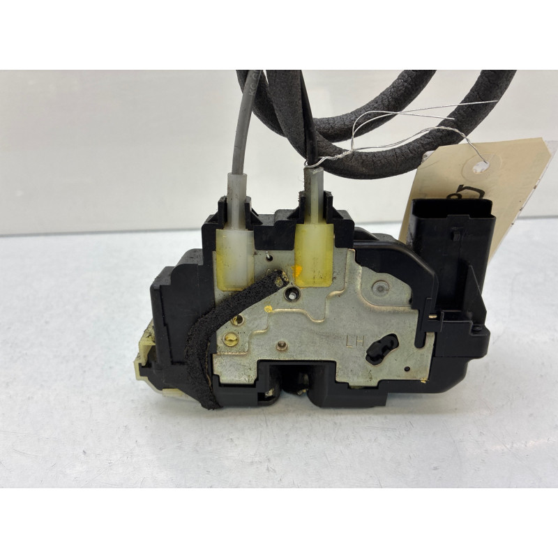 Serrure avant gauche HYUNDAI I 20 1 Photo n°4