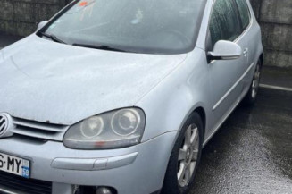 Pretensionneur de ceinture avant droit VOLKSWAGEN GOLF 5