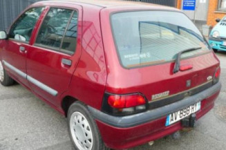 Pretensionneur de ceinture avant droit RENAULT CLIO 1