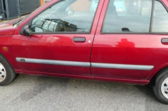 Pretensionneur de ceinture avant droit RENAULT CLIO 1