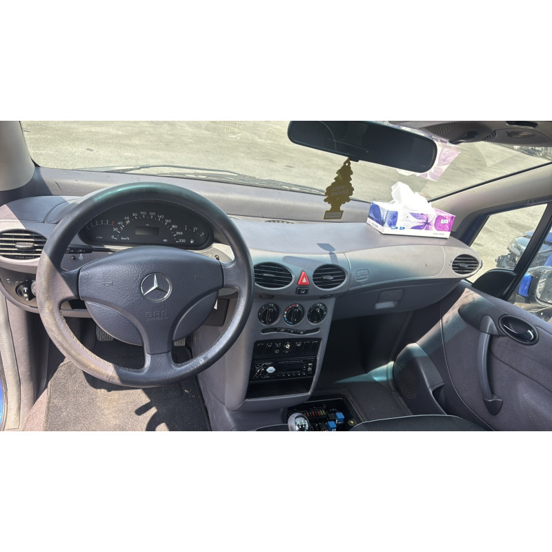Feu arriere principal droit (feux) MERCEDES CLASSE A 168 Photo n°15