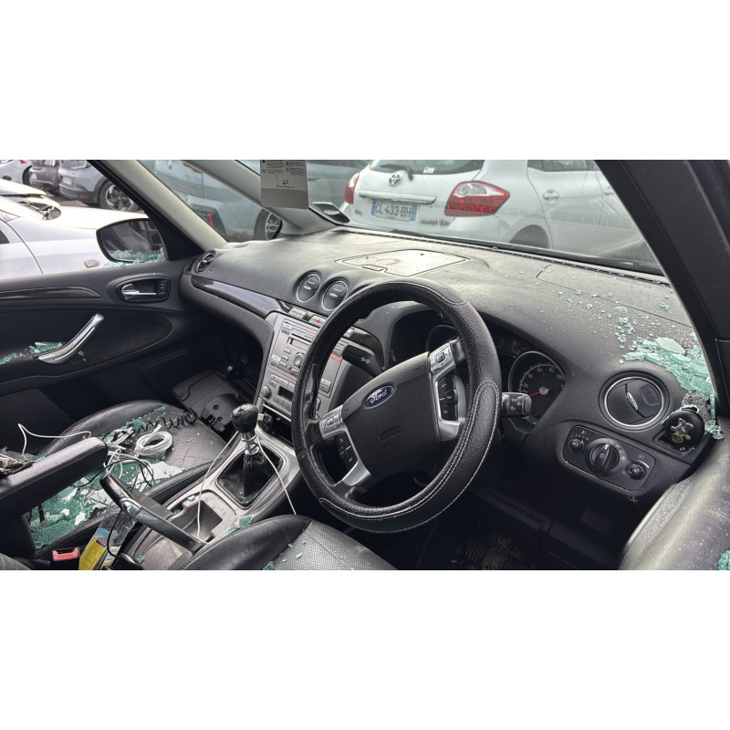 Feu arriere principal gauche (feux) FORD GALAXY 2 Photo n°13