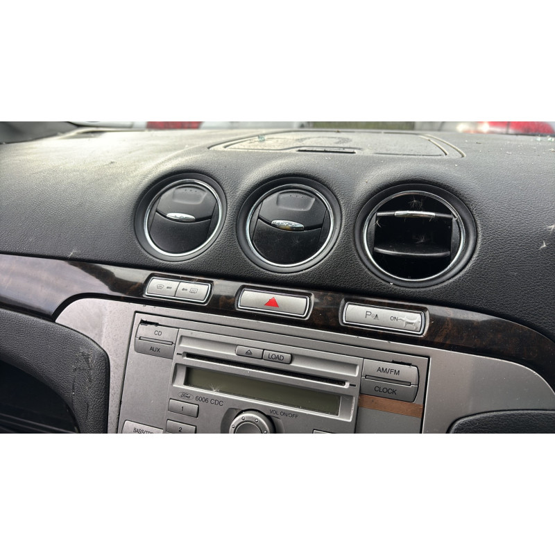 Feu arriere principal gauche (feux) FORD GALAXY 2 Photo n°15