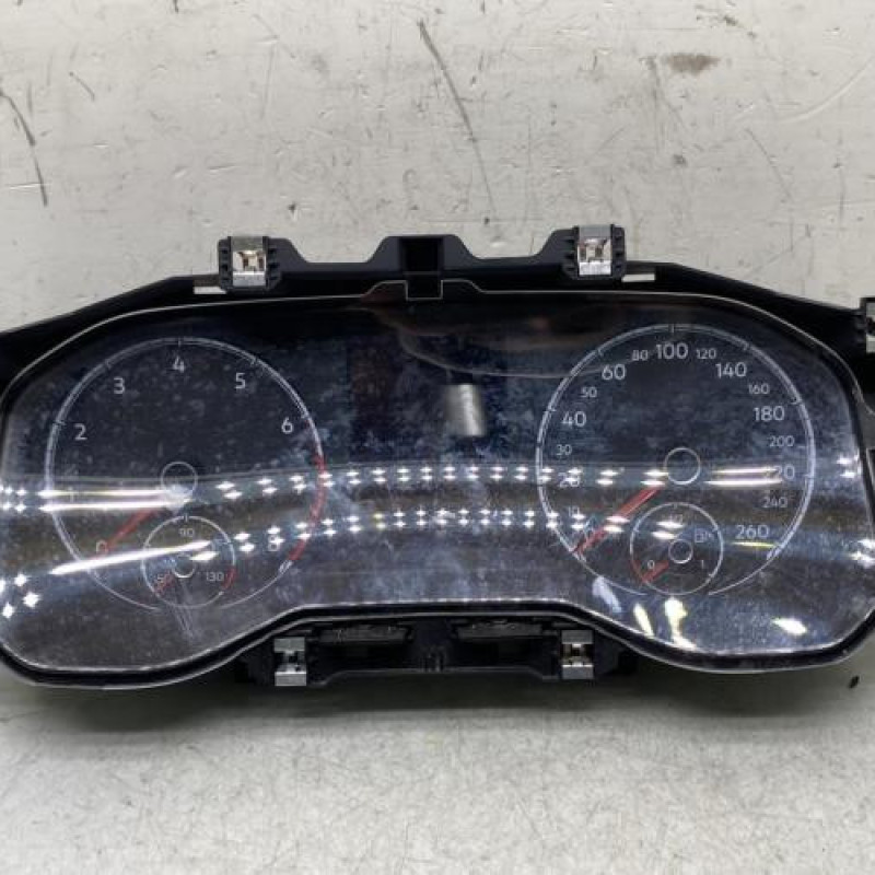 Compteur VOLKSWAGEN POLO 6 Photo n°1