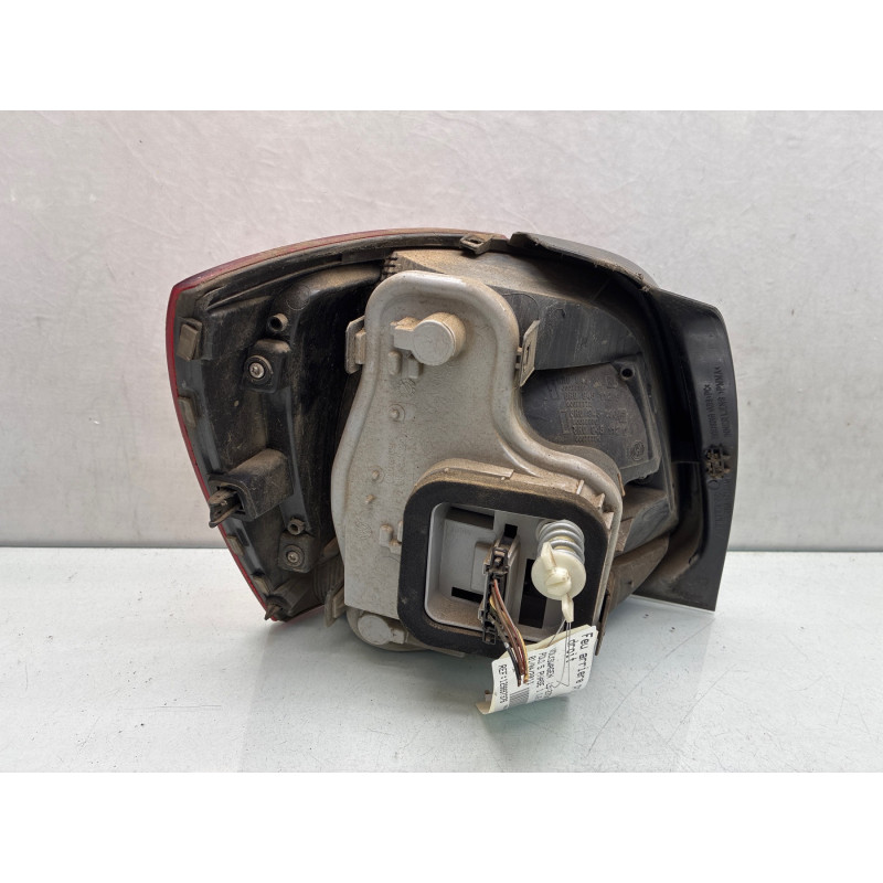 Feu arriere principal droit (feux) VOLKSWAGEN POLO 5 Photo n°3