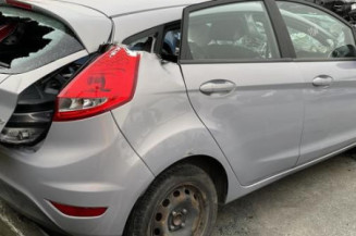 Calculateur moteur FORD FIESTA 6