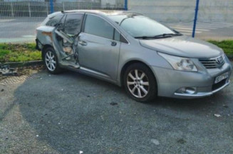 Antenne TOYOTA AVENSIS 3