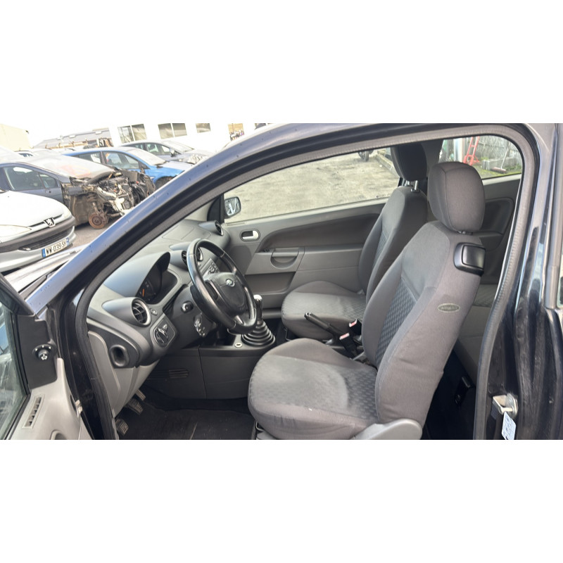 Aile avant gauche FORD FIESTA 5 Photo n°14