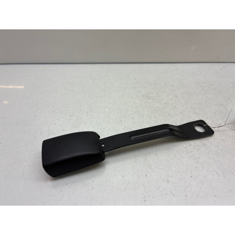 Attache ceinture avant droit SUZUKI SWIFT 3 Photo n°4