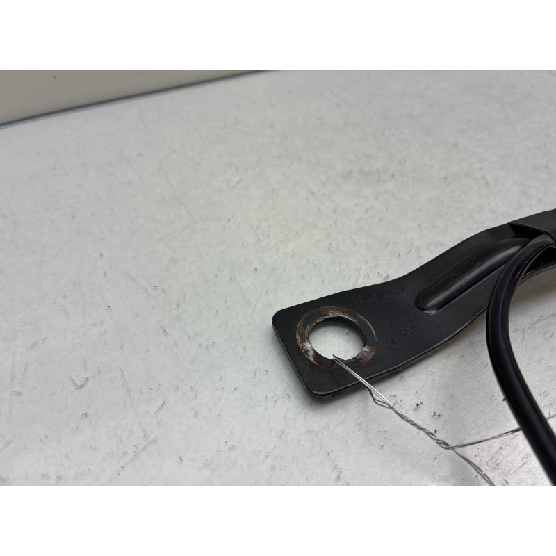 Attache ceinture avant gauche SUZUKI SWIFT 3 Photo n°2