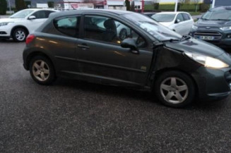 Pretensionneur de ceinture avant droit PEUGEOT 207