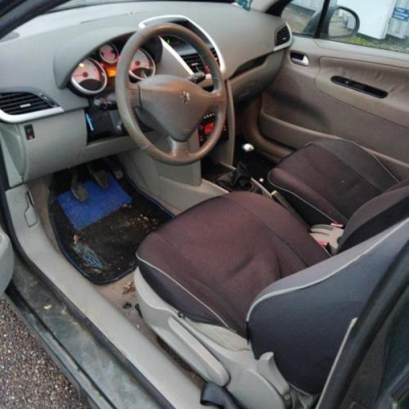 Pretensionneur de ceinture avant droit PEUGEOT 207 Photo n°9