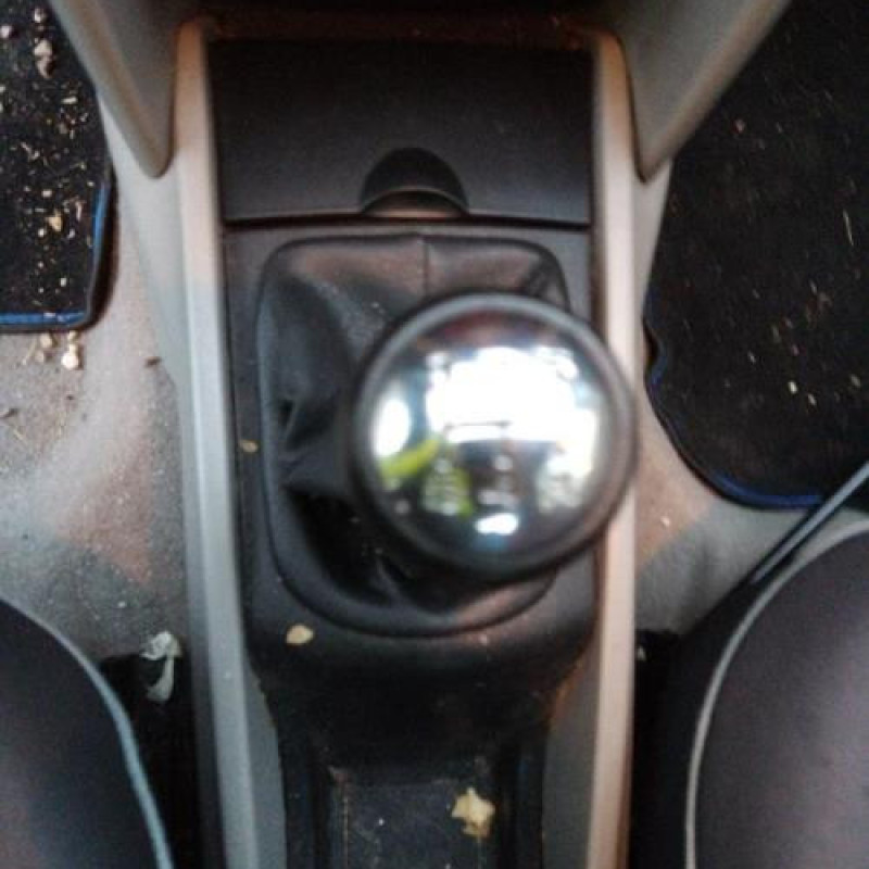 Pretensionneur de ceinture avant droit PEUGEOT 207 Photo n°11