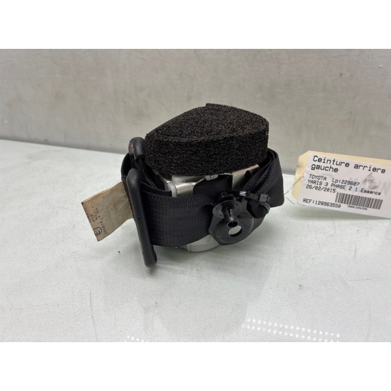 Ceinture arriere gauche TOYOTA YARIS 3 Photo n°2
