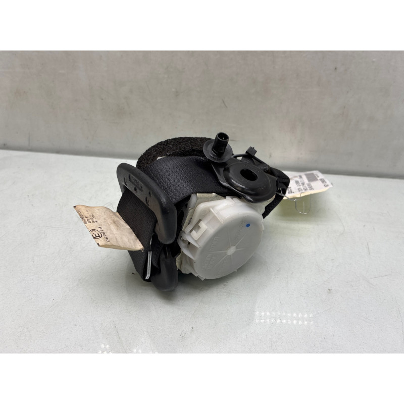 Ceinture arriere gauche TOYOTA YARIS 3 Photo n°3