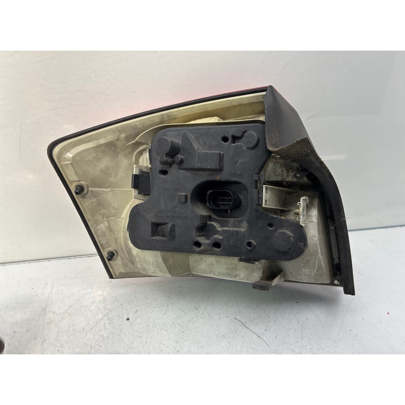 Feu arriere principal droit (feux) AUDI A4 2 Photo n°1