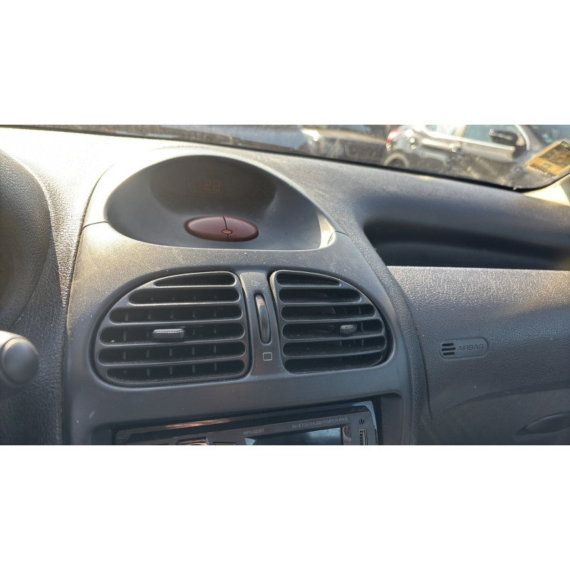 Antenne PEUGEOT 206 Photo n°19