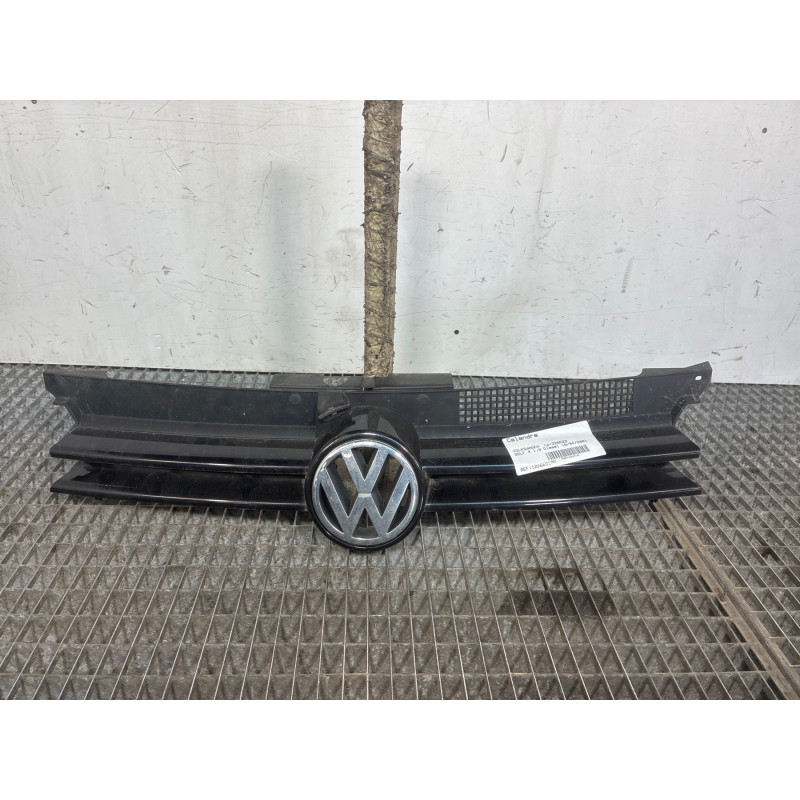 Calandre VOLKSWAGEN GOLF 4 Photo n°3