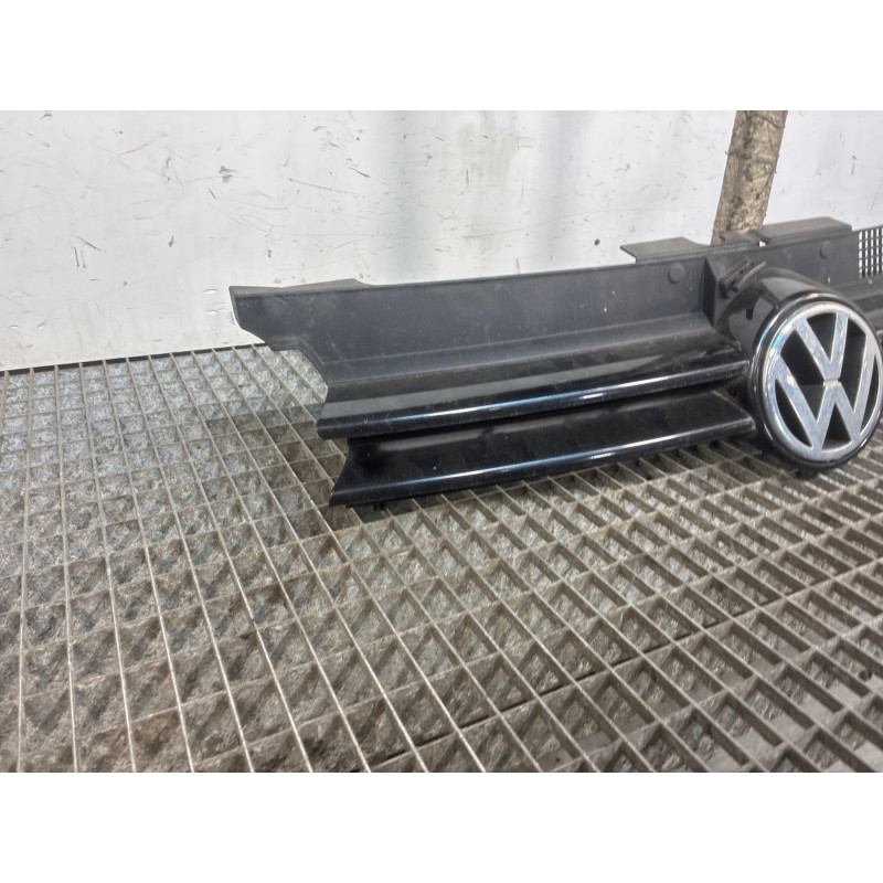Calandre VOLKSWAGEN GOLF 4 Photo n°4