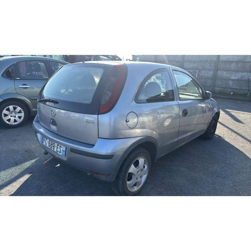 Feu arriere principal gauche (feux) OPEL CORSA C Photo n°6