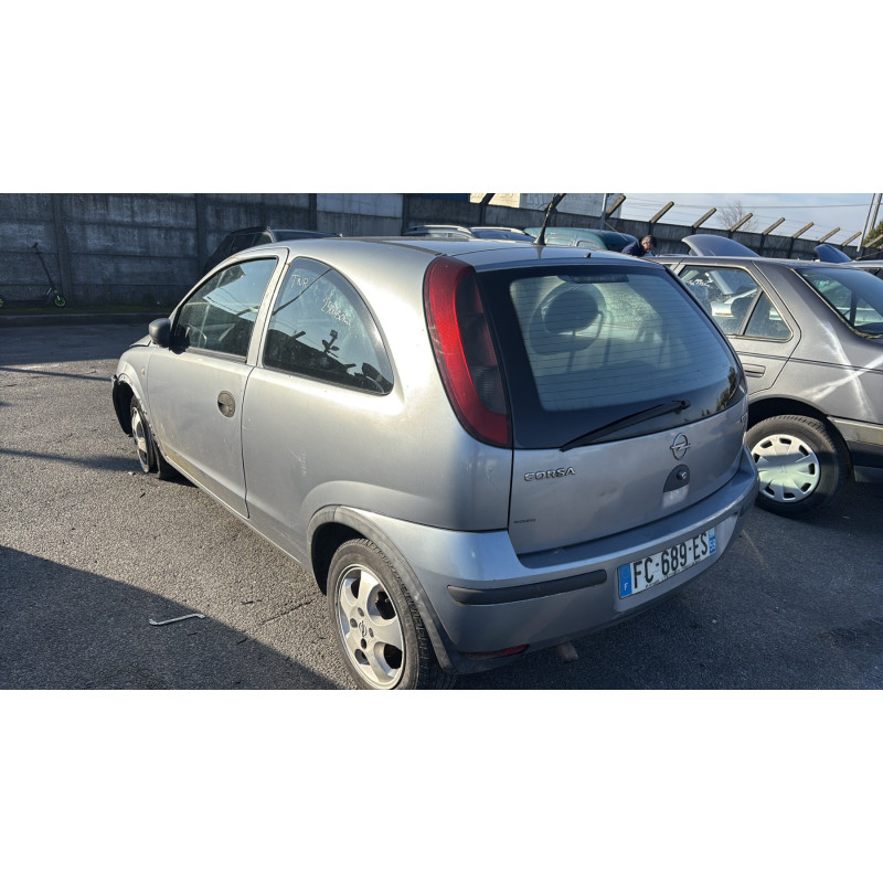 Feu arriere principal gauche (feux) OPEL CORSA C Photo n°7
