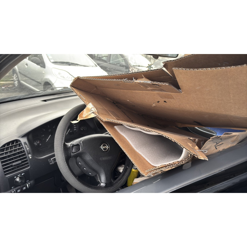 Feu arriere principal gauche (feux) OPEL ZAFIRA A Photo n°16