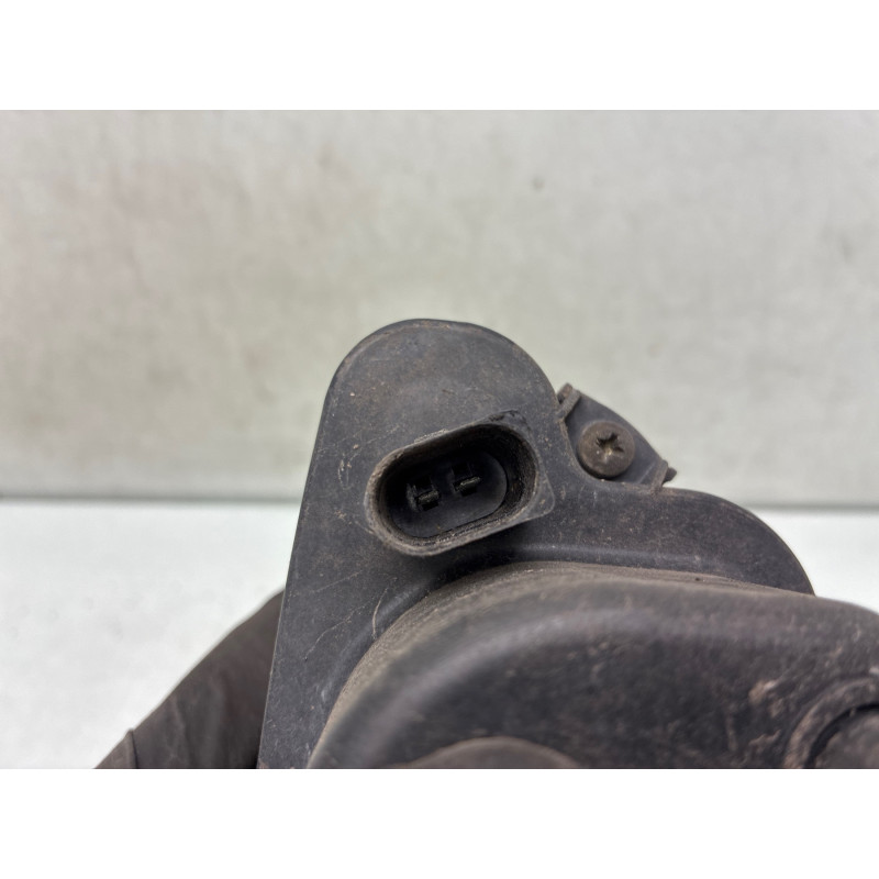 Anti brouillard droit (feux) AUDI A6 2 Photo n°4
